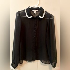 Black and white collared long sleeve dress shirt from forever 21, size small